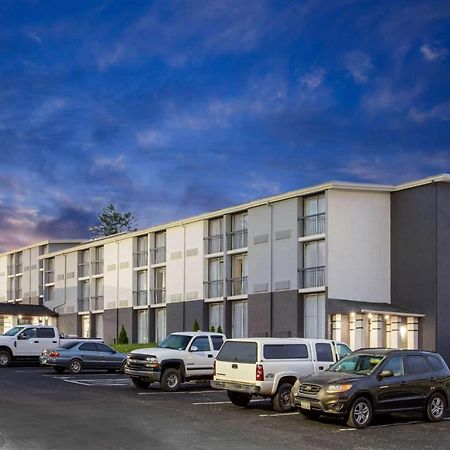 Hotel Wingate By Wyndham Bloomington Exterior foto